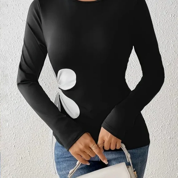 Elegant Black and White Floral cut out Women's Long Sleeve Top brand new in pack - Picture 6 of 7